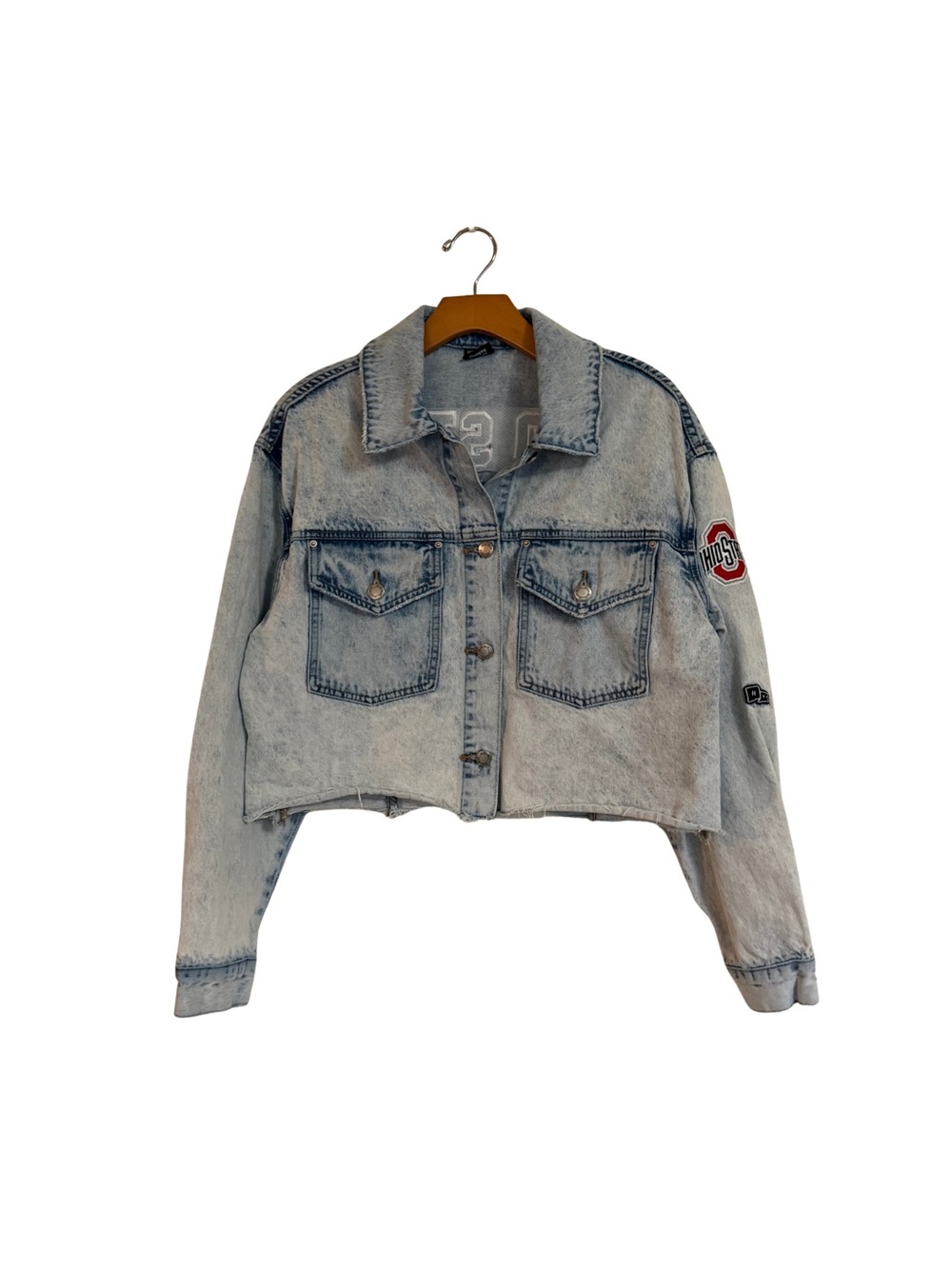 Embroidered Ohio State Collegiate Cropped Light Wash Denim Jacket Med